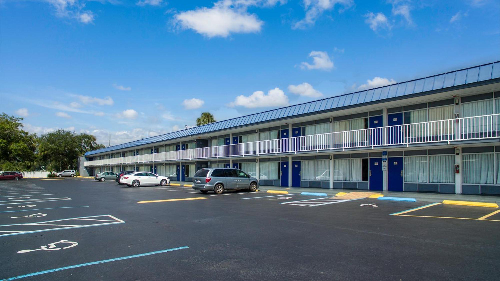 Days Inn By Wyndham Orlando Downtown Buitenkant foto