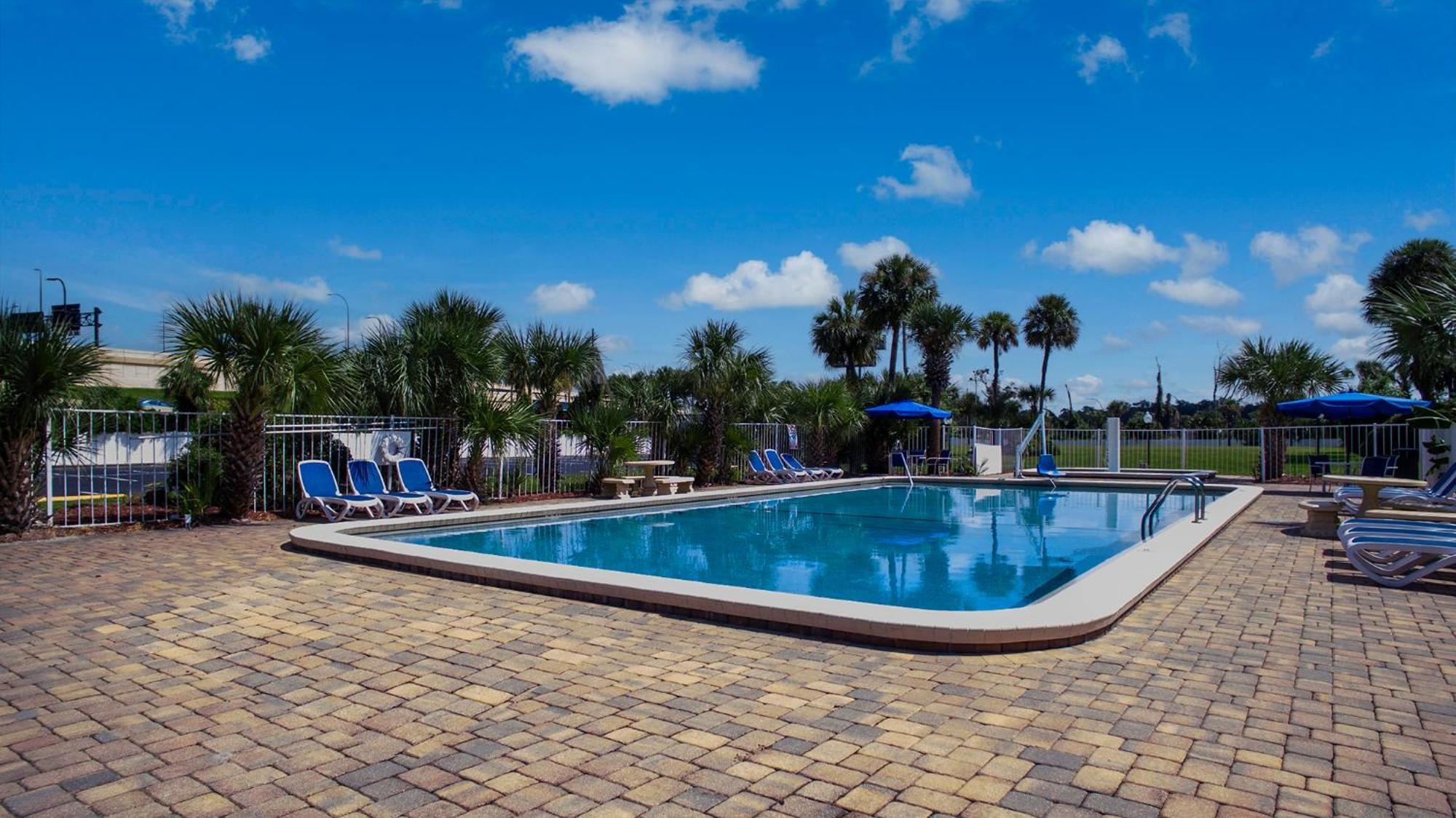 Days Inn By Wyndham Orlando Downtown Buitenkant foto